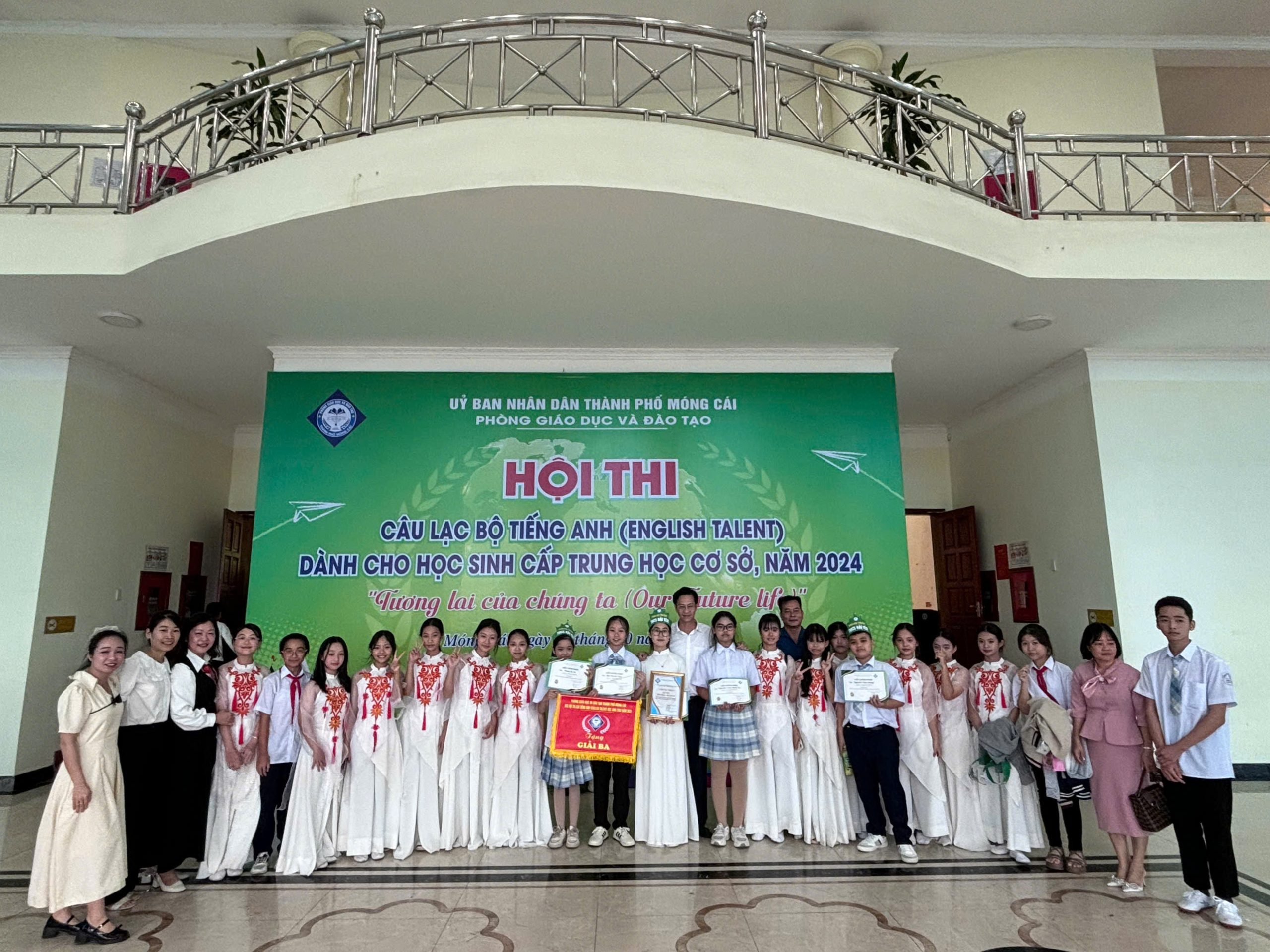 Hội thi Câu lạc bộ tiếng Anh dành cho học sinh cấp THCS năm 2024 10 https://thcshaiyen.edu.vn/wp-content/uploads/2024/10/z5972389827439_54e46800330b7a6135795e2678fc607b-1.jpg