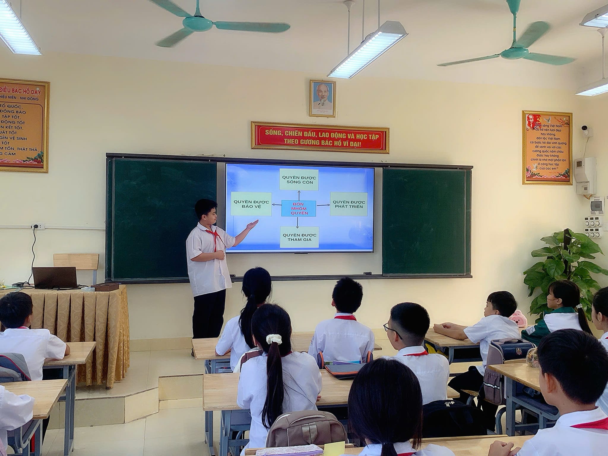 Tuyên truyền về “THÚC ĐẨY QUYỀN THAM GIA CỦA TRẺ EM năm 2024.” 6 https://thcshaiyen.edu.vn/wp-content/uploads/2024/11/466914518_987257540096629_9024546874311669090_n-e1731465290844.jpg