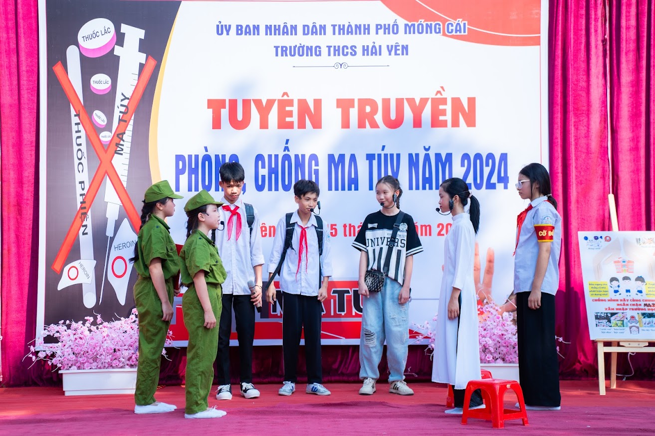 https://thcshaiyen.edu.vn/wp-content/uploads/2024/11/DSC04469.jpg