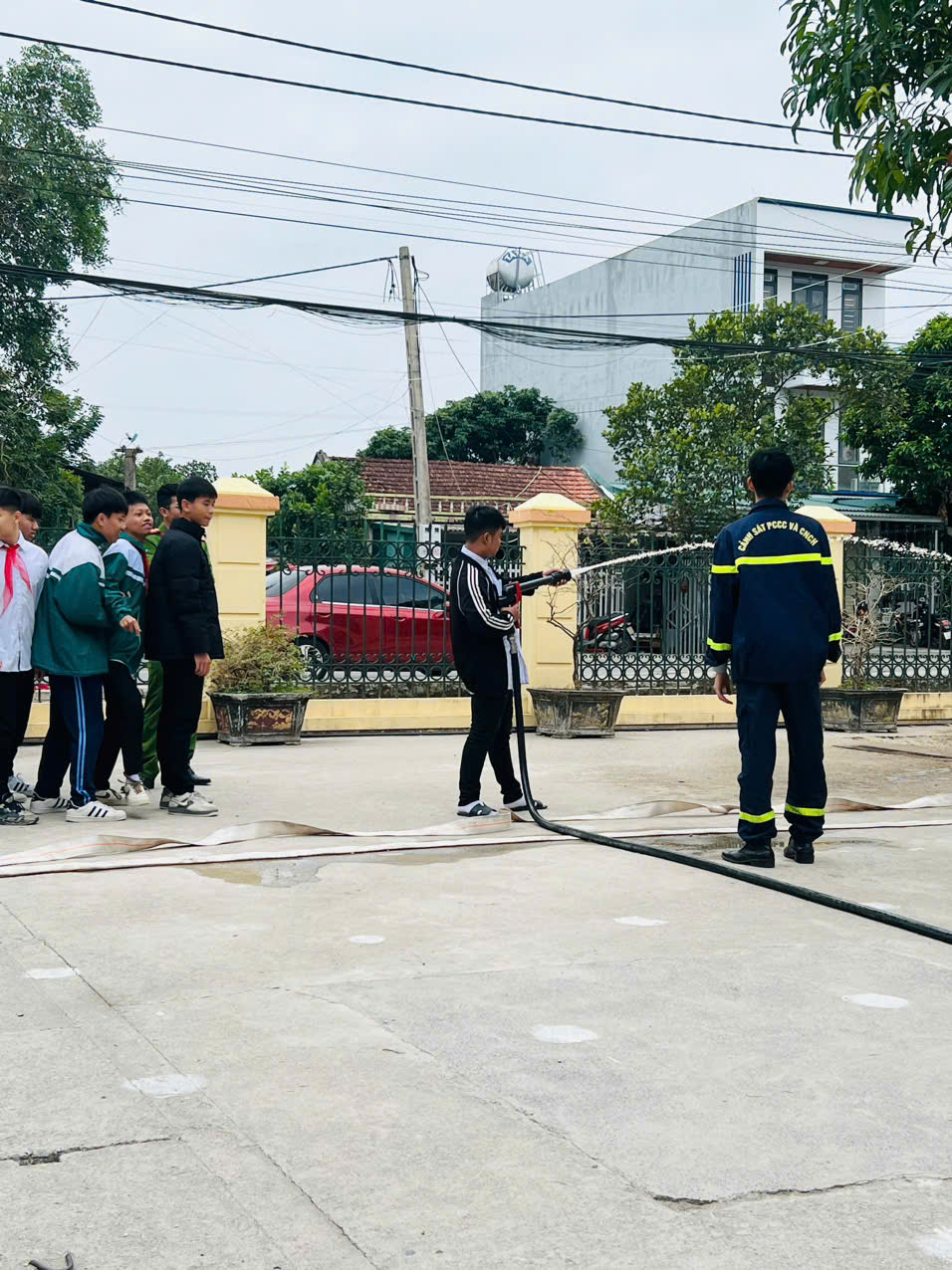 TUYÊN TRUYỀN VỀ CÔNG TÁC PHÒNG CHÁY CHỮA CHÁY VÀ CỨU NẠN CỨU HỘ 6 https://thcshaiyen.edu.vn/wp-content/uploads/2024/12/021E378A-1E8D-4144-B7FF-FBD97CF693DB.jpeg