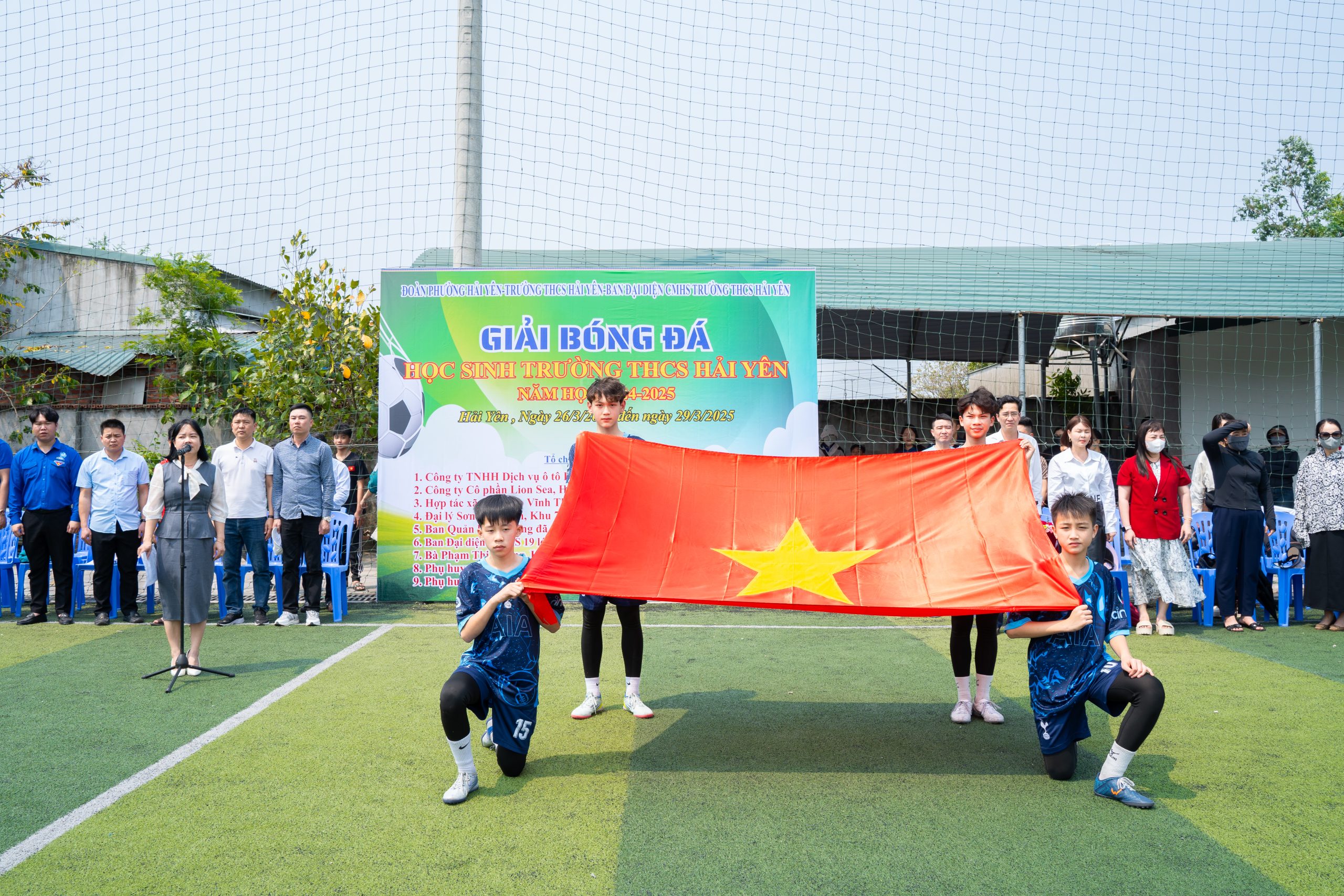 Giải bóng đá học sinh trường THCS Hải Yên, năm học 2024-2025 1 https://thcshaiyen.edu.vn/wp-content/uploads/2025/03/DSC08398-scaled.jpg