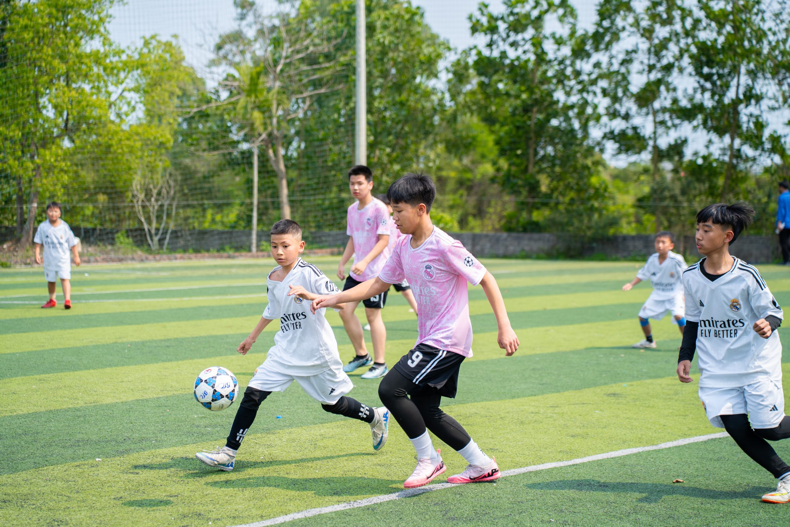 Giải bóng đá học sinh trường THCS Hải Yên, năm học 2024-2025 21 https://thcshaiyen.edu.vn/wp-content/uploads/2025/03/DSC08398-scaled.jpg