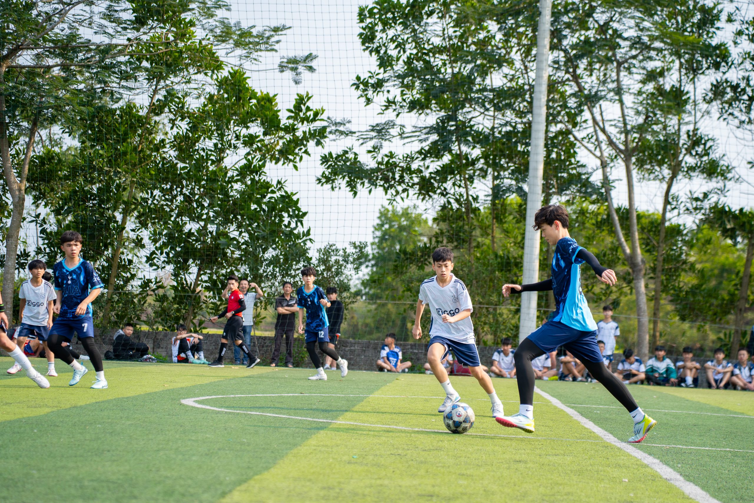 Giải bóng đá học sinh trường THCS Hải Yên, năm học 2024-2025 22 https://thcshaiyen.edu.vn/wp-content/uploads/2025/03/DSC08398-scaled.jpg
