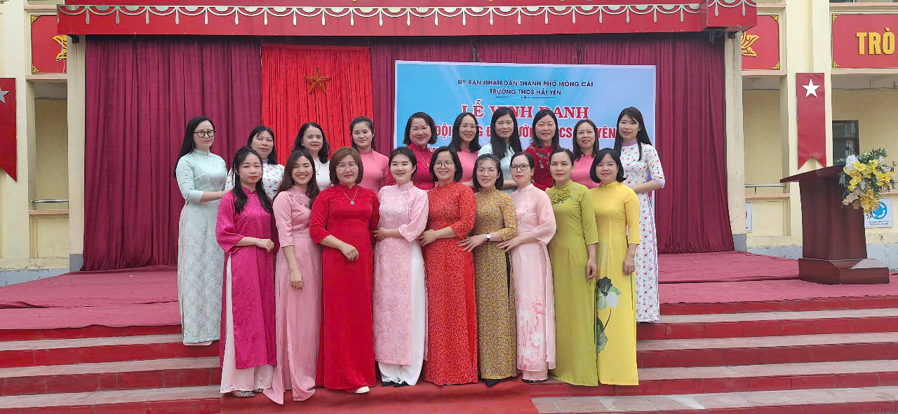 CHÀO MỪNG NGÀY QUỐC TẾ PHỤ NỮ 08/03, "HƯỞNG ỨNG TUẦN LỄ ÁO DÀI" 2 https://thcshaiyen.edu.vn/wp-content/uploads/2025/03/hinh-anh-chuc-mung-8-3-1-6a9ee6a88fcb8bb14cf1b276d3de27a0.webp