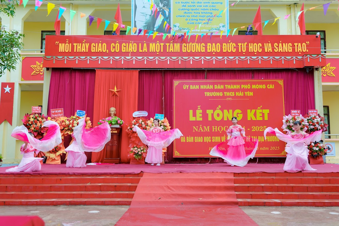 TỔNG KẾT NĂM HỌC 2024 – 2025 1 https://thcshaiyen.edu.vn/wp-content/uploads/2025/05/DXM03450.jpg