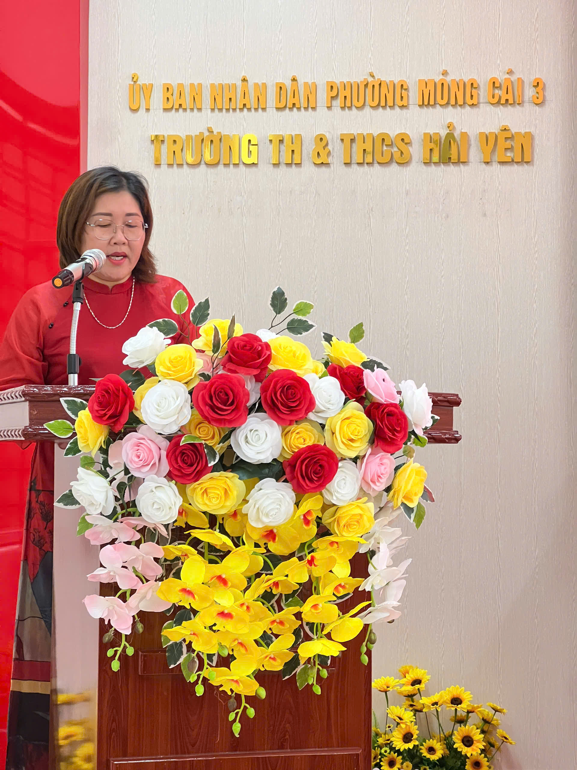 HỘI NGHỊ TỔNG KẾT CÔNG TÁC NĂM 2025 VÀ TRIỂN KHAI PHƯƠNG HƯỚNG NHIỆM VỤ NĂM 2026 4 https://thcshaiyen.edu.vn/wp-content/uploads/2026/01/z7437183530230_4dedee698524c2ae83b2287bc3d6d04b-scaled.jpg